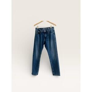 Amazon Essentials Men's Athletic Fit Stretch Jeans Dark Blue Wash 30Wx30L Casual